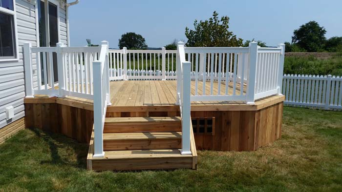 Wood Deck With Vinyl Railing